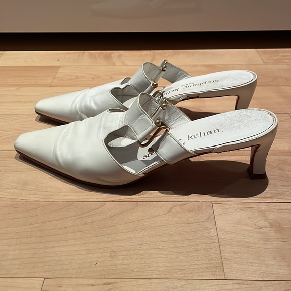 Stephane Kelian white leather kitten heels - Picture 2 of 4